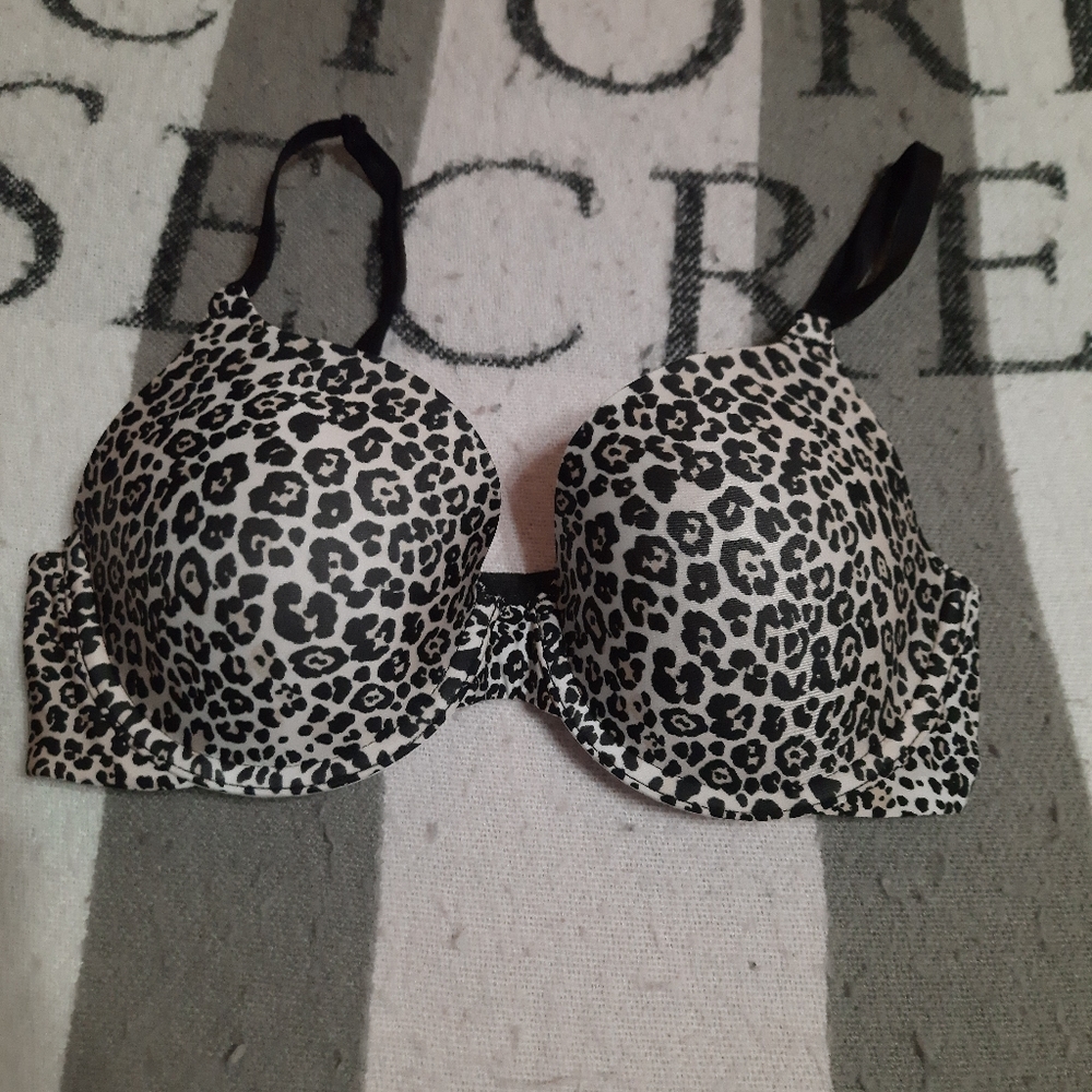 Victoria Secret Leopard Print Bra ❤